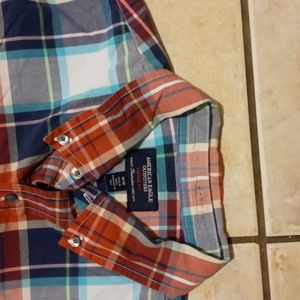 American eagle button up